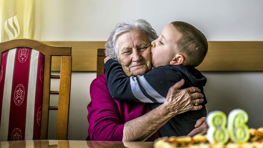 How can life insurers respond to longevity risk?